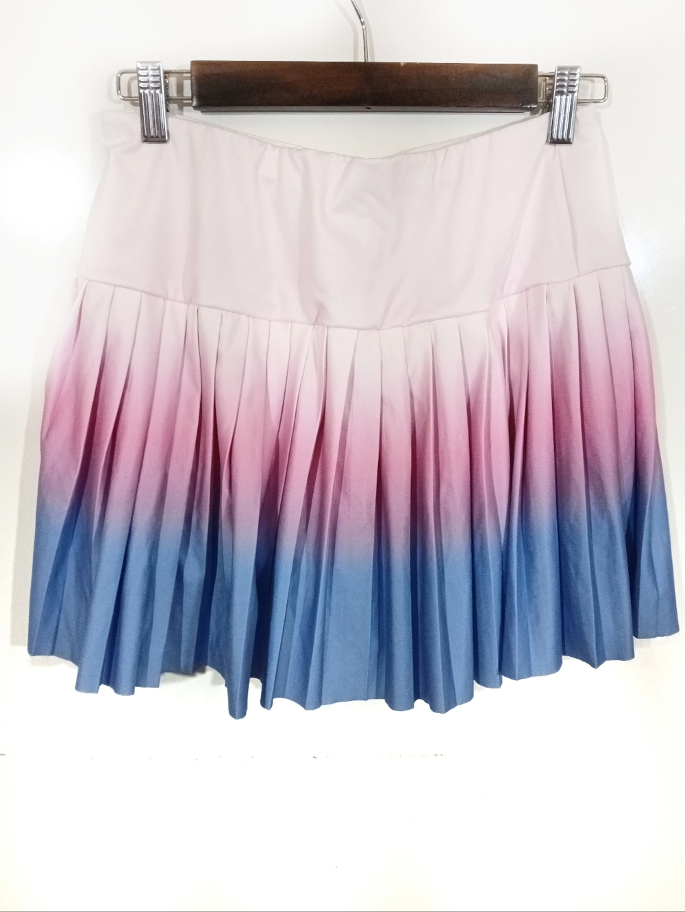 Pink to Blue Ombre Pull On Skirt W/Shorts Large